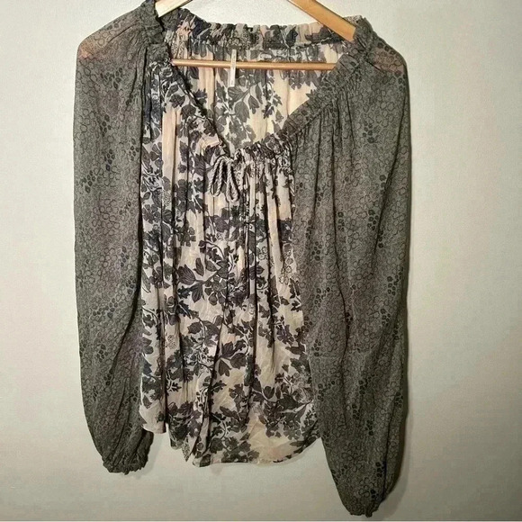 Free people sheer Hendrix printed peasant top S oversized - Picture 5 of 8